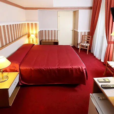 Centro 3*