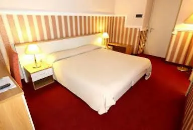 Centro 3*